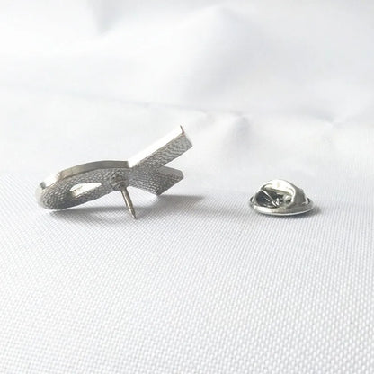 סיכת סרט צהוב - למען החטופים 💛 (המחיר ל-10 סיכות)