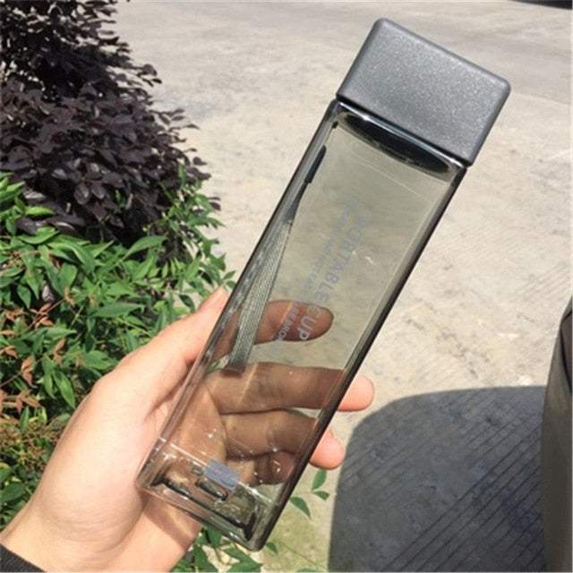 בקבוק מרובע אופנתי בקבוק