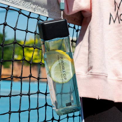 בקבוק מרובע אופנתי בקבוק