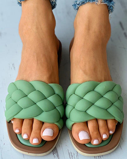 סנדלי ליאור